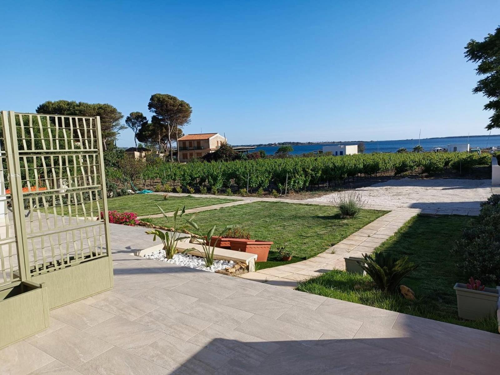 Bed and Breakfast Riflessi Dello Stagnone Marsala Exterior foto